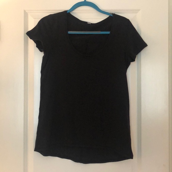 Lululemon Black short sleeve t-shirt size size 8 - Picture 2 of 3